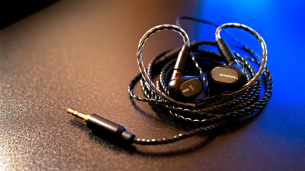 Acoustune RS ONE 比較レビュー｜SE215SPE、A4000、IE 100 Proと比べる